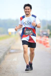 BIB: 3015
                            <button type="button" onclick="openModal(6344181)" class="btn btn-primary btn-sm float-right btn-popup" data-toggle="modal" data-target=".modal-high-quality">
                        <i class="fas fa-shopping-cart"></i> Add to Cart
                    </button>
                                            <button type="button" onclick="isThisMe(6344181, true)" class="btn btn-success btn-sm float-right btn-popup btn-isme hidden" data-toggle="tooltip" data-placement="bottom" title="นี่คือรูปของคุณใช่ไหม คลิกที่นี่เพื่อเอาเข้าอัลบั้ม">
                        <i class="fas fa-plus"></i> Add to album
                    </button>
                    <button type="button" onclick="isThisMe(6344181, false)" class="btn btn-warning btn-sm float-right btn-popup btn-isnotme hidden">
                        <i class="fas fa-ban"></i> Remove from album
                    </button>