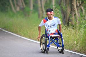 BIB: 7187
                            <button type="button" onclick="openModal(6356802)" class="btn btn-primary btn-sm float-right btn-popup" data-toggle="modal" data-target=".modal-high-quality">
                        <i class="fas fa-shopping-cart"></i> Add to Cart
                    </button>
                                            <button type="button" onclick="isThisMe(6356802, true)" class="btn btn-success btn-sm float-right btn-popup btn-isme hidden" data-toggle="tooltip" data-placement="bottom" title="นี่คือรูปของคุณใช่ไหม คลิกที่นี่เพื่อเอาเข้าอัลบั้ม">
                        <i class="fas fa-plus"></i> Add to album
                    </button>
                    <button type="button" onclick="isThisMe(6356802, false)" class="btn btn-warning btn-sm float-right btn-popup btn-isnotme hidden">
                        <i class="fas fa-ban"></i> Remove from album
                    </button>