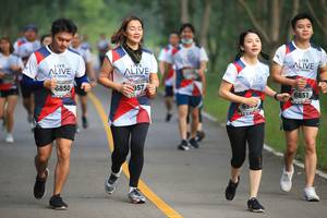 BIB: 6850, 957, 6851
                            <button type="button" onclick="openModal(6357153)" class="btn btn-primary btn-sm float-right btn-popup" data-toggle="modal" data-target=".modal-high-quality">
                        <i class="fas fa-shopping-cart"></i> Add to Cart
                    </button>
                                            <button type="button" onclick="isThisMe(6357153, true)" class="btn btn-success btn-sm float-right btn-popup btn-isme hidden" data-toggle="tooltip" data-placement="bottom" title="นี่คือรูปของคุณใช่ไหม คลิกที่นี่เพื่อเอาเข้าอัลบั้ม">
                        <i class="fas fa-plus"></i> Add to album
                    </button>
                    <button type="button" onclick="isThisMe(6357153, false)" class="btn btn-warning btn-sm float-right btn-popup btn-isnotme hidden">
                        <i class="fas fa-ban"></i> Remove from album
                    </button>