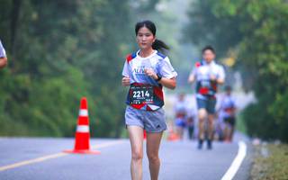 BIB: 2214
                            <button type="button" onclick="openModal(6370702)" class="btn btn-primary btn-sm float-right btn-popup" data-toggle="modal" data-target=".modal-high-quality">
                        <i class="fas fa-shopping-cart"></i> Add to Cart
                    </button>
                                            <button type="button" onclick="isThisMe(6370702, true)" class="btn btn-success btn-sm float-right btn-popup btn-isme hidden" data-toggle="tooltip" data-placement="bottom" title="นี่คือรูปของคุณใช่ไหม คลิกที่นี่เพื่อเอาเข้าอัลบั้ม">
                        <i class="fas fa-plus"></i> Add to album
                    </button>
                    <button type="button" onclick="isThisMe(6370702, false)" class="btn btn-warning btn-sm float-right btn-popup btn-isnotme hidden">
                        <i class="fas fa-ban"></i> Remove from album
                    </button>