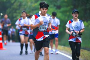 BIB: 6190, 2520
                            <button type="button" onclick="openModal(6370385)" class="btn btn-primary btn-sm float-right btn-popup" data-toggle="modal" data-target=".modal-high-quality">
                        <i class="fas fa-shopping-cart"></i> Add to Cart
                    </button>
                                            <button type="button" onclick="isThisMe(6370385, true)" class="btn btn-success btn-sm float-right btn-popup btn-isme hidden" data-toggle="tooltip" data-placement="bottom" title="นี่คือรูปของคุณใช่ไหม คลิกที่นี่เพื่อเอาเข้าอัลบั้ม">
                        <i class="fas fa-plus"></i> Add to album
                    </button>
                    <button type="button" onclick="isThisMe(6370385, false)" class="btn btn-warning btn-sm float-right btn-popup btn-isnotme hidden">
                        <i class="fas fa-ban"></i> Remove from album
                    </button>