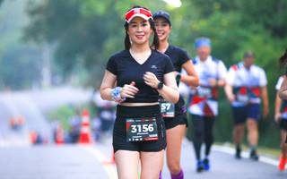 BIB: 3156
                            <button type="button" onclick="openModal(6370898)" class="btn btn-primary btn-sm float-right btn-popup" data-toggle="modal" data-target=".modal-high-quality">
                        <i class="fas fa-shopping-cart"></i> Add to Cart
                    </button>
                                            <button type="button" onclick="isThisMe(6370898, true)" class="btn btn-success btn-sm float-right btn-popup btn-isme hidden" data-toggle="tooltip" data-placement="bottom" title="นี่คือรูปของคุณใช่ไหม คลิกที่นี่เพื่อเอาเข้าอัลบั้ม">
                        <i class="fas fa-plus"></i> Add to album
                    </button>
                    <button type="button" onclick="isThisMe(6370898, false)" class="btn btn-warning btn-sm float-right btn-popup btn-isnotme hidden">
                        <i class="fas fa-ban"></i> Remove from album
                    </button>