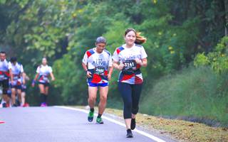 BIB: 3141, 2488
                            <button type="button" onclick="openModal(6370849)" class="btn btn-primary btn-sm float-right btn-popup" data-toggle="modal" data-target=".modal-high-quality">
                        <i class="fas fa-shopping-cart"></i> Add to Cart
                    </button>
                                            <button type="button" onclick="isThisMe(6370849, true)" class="btn btn-success btn-sm float-right btn-popup btn-isme hidden" data-toggle="tooltip" data-placement="bottom" title="นี่คือรูปของคุณใช่ไหม คลิกที่นี่เพื่อเอาเข้าอัลบั้ม">
                        <i class="fas fa-plus"></i> Add to album
                    </button>
                    <button type="button" onclick="isThisMe(6370849, false)" class="btn btn-warning btn-sm float-right btn-popup btn-isnotme hidden">
                        <i class="fas fa-ban"></i> Remove from album
                    </button>