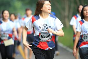 BIB: 6536, 
                            <button type="button" onclick="openModal(6358146)" class="btn btn-primary btn-sm float-right btn-popup" data-toggle="modal" data-target=".modal-high-quality">
                        <i class="fas fa-shopping-cart"></i> Add to Cart
                    </button>
                                            <button type="button" onclick="isThisMe(6358146, true)" class="btn btn-success btn-sm float-right btn-popup btn-isme hidden" data-toggle="tooltip" data-placement="bottom" title="นี่คือรูปของคุณใช่ไหม คลิกที่นี่เพื่อเอาเข้าอัลบั้ม">
                        <i class="fas fa-plus"></i> Add to album
                    </button>
                    <button type="button" onclick="isThisMe(6358146, false)" class="btn btn-warning btn-sm float-right btn-popup btn-isnotme hidden">
                        <i class="fas fa-ban"></i> Remove from album
                    </button>