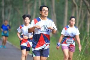 BIB: 7045
                            <button type="button" onclick="openModal(6356719)" class="btn btn-primary btn-sm float-right btn-popup" data-toggle="modal" data-target=".modal-high-quality">
                        <i class="fas fa-shopping-cart"></i> Add to Cart
                    </button>
                                            <button type="button" onclick="isThisMe(6356719, true)" class="btn btn-success btn-sm float-right btn-popup btn-isme hidden" data-toggle="tooltip" data-placement="bottom" title="นี่คือรูปของคุณใช่ไหม คลิกที่นี่เพื่อเอาเข้าอัลบั้ม">
                        <i class="fas fa-plus"></i> Add to album
                    </button>
                    <button type="button" onclick="isThisMe(6356719, false)" class="btn btn-warning btn-sm float-right btn-popup btn-isnotme hidden">
                        <i class="fas fa-ban"></i> Remove from album
                    </button>