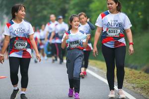 BIB: 6351, 6760, 6354
                            <button type="button" onclick="openModal(6368786)" class="btn btn-primary btn-sm float-right btn-popup" data-toggle="modal" data-target=".modal-high-quality">
                        <i class="fas fa-shopping-cart"></i> Add to Cart
                    </button>
                                            <button type="button" onclick="isThisMe(6368786, true)" class="btn btn-success btn-sm float-right btn-popup btn-isme hidden" data-toggle="tooltip" data-placement="bottom" title="นี่คือรูปของคุณใช่ไหม คลิกที่นี่เพื่อเอาเข้าอัลบั้ม">
                        <i class="fas fa-plus"></i> Add to album
                    </button>
                    <button type="button" onclick="isThisMe(6368786, false)" class="btn btn-warning btn-sm float-right btn-popup btn-isnotme hidden">
                        <i class="fas fa-ban"></i> Remove from album
                    </button>