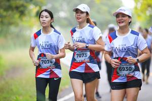 BIB: 7073, 7074, 6930
                            <button type="button" onclick="openModal(6366109)" class="btn btn-primary btn-sm float-right btn-popup" data-toggle="modal" data-target=".modal-high-quality">
                        <i class="fas fa-shopping-cart"></i> Add to Cart
                    </button>
                                            <button type="button" onclick="isThisMe(6366109, true)" class="btn btn-success btn-sm float-right btn-popup btn-isme hidden" data-toggle="tooltip" data-placement="bottom" title="นี่คือรูปของคุณใช่ไหม คลิกที่นี่เพื่อเอาเข้าอัลบั้ม">
                        <i class="fas fa-plus"></i> Add to album
                    </button>
                    <button type="button" onclick="isThisMe(6366109, false)" class="btn btn-warning btn-sm float-right btn-popup btn-isnotme hidden">
                        <i class="fas fa-ban"></i> Remove from album
                    </button>