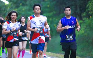 BIB: 181, 207, 171, 2168
                            <button type="button" onclick="openModal(6370890)" class="btn btn-primary btn-sm float-right btn-popup" data-toggle="modal" data-target=".modal-high-quality">
                        <i class="fas fa-shopping-cart"></i> Add to Cart
                    </button>
                                            <button type="button" onclick="isThisMe(6370890, true)" class="btn btn-success btn-sm float-right btn-popup btn-isme hidden" data-toggle="tooltip" data-placement="bottom" title="นี่คือรูปของคุณใช่ไหม คลิกที่นี่เพื่อเอาเข้าอัลบั้ม">
                        <i class="fas fa-plus"></i> Add to album
                    </button>
                    <button type="button" onclick="isThisMe(6370890, false)" class="btn btn-warning btn-sm float-right btn-popup btn-isnotme hidden">
                        <i class="fas fa-ban"></i> Remove from album
                    </button>