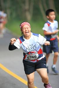 BIB: 6766
                            <button type="button" onclick="openModal(6358101)" class="btn btn-primary btn-sm float-right btn-popup" data-toggle="modal" data-target=".modal-high-quality">
                        <i class="fas fa-shopping-cart"></i> Add to Cart
                    </button>
                                            <button type="button" onclick="isThisMe(6358101, true)" class="btn btn-success btn-sm float-right btn-popup btn-isme hidden" data-toggle="tooltip" data-placement="bottom" title="นี่คือรูปของคุณใช่ไหม คลิกที่นี่เพื่อเอาเข้าอัลบั้ม">
                        <i class="fas fa-plus"></i> Add to album
                    </button>
                    <button type="button" onclick="isThisMe(6358101, false)" class="btn btn-warning btn-sm float-right btn-popup btn-isnotme hidden">
                        <i class="fas fa-ban"></i> Remove from album
                    </button>