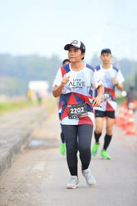 BIB: 2202
                            <button type="button" onclick="openModal(6343832)" class="btn btn-primary btn-sm float-right btn-popup" data-toggle="modal" data-target=".modal-high-quality">
                        <i class="fas fa-shopping-cart"></i> Add to Cart
                    </button>
                                            <button type="button" onclick="isThisMe(6343832, true)" class="btn btn-success btn-sm float-right btn-popup btn-isme hidden" data-toggle="tooltip" data-placement="bottom" title="นี่คือรูปของคุณใช่ไหม คลิกที่นี่เพื่อเอาเข้าอัลบั้ม">
                        <i class="fas fa-plus"></i> Add to album
                    </button>
                    <button type="button" onclick="isThisMe(6343832, false)" class="btn btn-warning btn-sm float-right btn-popup btn-isnotme hidden">
                        <i class="fas fa-ban"></i> Remove from album
                    </button>