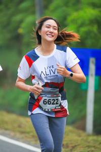 BIB: 6622
                            <button type="button" onclick="openModal(6368310)" class="btn btn-primary btn-sm float-right btn-popup" data-toggle="modal" data-target=".modal-high-quality">
                        <i class="fas fa-shopping-cart"></i> Add to Cart
                    </button>
                                            <button type="button" onclick="isThisMe(6368310, true)" class="btn btn-success btn-sm float-right btn-popup btn-isme hidden" data-toggle="tooltip" data-placement="bottom" title="นี่คือรูปของคุณใช่ไหม คลิกที่นี่เพื่อเอาเข้าอัลบั้ม">
                        <i class="fas fa-plus"></i> Add to album
                    </button>
                    <button type="button" onclick="isThisMe(6368310, false)" class="btn btn-warning btn-sm float-right btn-popup btn-isnotme hidden">
                        <i class="fas fa-ban"></i> Remove from album
                    </button>