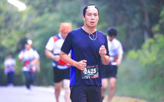 BIB: 2425
                            <button type="button" onclick="openModal(6370788)" class="btn btn-primary btn-sm float-right btn-popup" data-toggle="modal" data-target=".modal-high-quality">
                        <i class="fas fa-shopping-cart"></i> Add to Cart
                    </button>
                                            <button type="button" onclick="isThisMe(6370788, true)" class="btn btn-success btn-sm float-right btn-popup btn-isme hidden" data-toggle="tooltip" data-placement="bottom" title="นี่คือรูปของคุณใช่ไหม คลิกที่นี่เพื่อเอาเข้าอัลบั้ม">
                        <i class="fas fa-plus"></i> Add to album
                    </button>
                    <button type="button" onclick="isThisMe(6370788, false)" class="btn btn-warning btn-sm float-right btn-popup btn-isnotme hidden">
                        <i class="fas fa-ban"></i> Remove from album
                    </button>