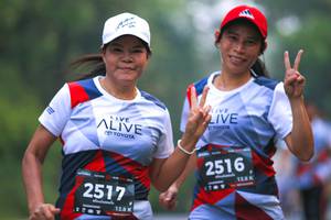 BIB: 2516, 128, 2517
                            <button type="button" onclick="openModal(6370485)" class="btn btn-primary btn-sm float-right btn-popup" data-toggle="modal" data-target=".modal-high-quality">
                        <i class="fas fa-shopping-cart"></i> Add to Cart
                    </button>
                                            <button type="button" onclick="isThisMe(6370485, true)" class="btn btn-success btn-sm float-right btn-popup btn-isme hidden" data-toggle="tooltip" data-placement="bottom" title="นี่คือรูปของคุณใช่ไหม คลิกที่นี่เพื่อเอาเข้าอัลบั้ม">
                        <i class="fas fa-plus"></i> Add to album
                    </button>
                    <button type="button" onclick="isThisMe(6370485, false)" class="btn btn-warning btn-sm float-right btn-popup btn-isnotme hidden">
                        <i class="fas fa-ban"></i> Remove from album
                    </button>