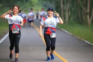 BIB: 6571, 6557
                            <button type="button" onclick="openModal(6357211)" class="btn btn-primary btn-sm float-right btn-popup" data-toggle="modal" data-target=".modal-high-quality">
                        <i class="fas fa-shopping-cart"></i> Add to Cart
                    </button>
                                            <button type="button" onclick="isThisMe(6357211, true)" class="btn btn-success btn-sm float-right btn-popup btn-isme hidden" data-toggle="tooltip" data-placement="bottom" title="นี่คือรูปของคุณใช่ไหม คลิกที่นี่เพื่อเอาเข้าอัลบั้ม">
                        <i class="fas fa-plus"></i> Add to album
                    </button>
                    <button type="button" onclick="isThisMe(6357211, false)" class="btn btn-warning btn-sm float-right btn-popup btn-isnotme hidden">
                        <i class="fas fa-ban"></i> Remove from album
                    </button>