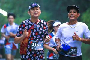 BIB: 3153, 128, 125
                            <button type="button" onclick="openModal(6370403)" class="btn btn-primary btn-sm float-right btn-popup" data-toggle="modal" data-target=".modal-high-quality">
                        <i class="fas fa-shopping-cart"></i> Add to Cart
                    </button>
                                            <button type="button" onclick="isThisMe(6370403, true)" class="btn btn-success btn-sm float-right btn-popup btn-isme hidden" data-toggle="tooltip" data-placement="bottom" title="นี่คือรูปของคุณใช่ไหม คลิกที่นี่เพื่อเอาเข้าอัลบั้ม">
                        <i class="fas fa-plus"></i> Add to album
                    </button>
                    <button type="button" onclick="isThisMe(6370403, false)" class="btn btn-warning btn-sm float-right btn-popup btn-isnotme hidden">
                        <i class="fas fa-ban"></i> Remove from album
                    </button>