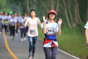 BIB: 6610
                            <button type="button" onclick="openModal(6357339)" class="btn btn-primary btn-sm float-right btn-popup" data-toggle="modal" data-target=".modal-high-quality">
                        <i class="fas fa-shopping-cart"></i> Add to Cart
                    </button>
                                            <button type="button" onclick="isThisMe(6357339, true)" class="btn btn-success btn-sm float-right btn-popup btn-isme hidden" data-toggle="tooltip" data-placement="bottom" title="นี่คือรูปของคุณใช่ไหม คลิกที่นี่เพื่อเอาเข้าอัลบั้ม">
                        <i class="fas fa-plus"></i> Add to album
                    </button>
                    <button type="button" onclick="isThisMe(6357339, false)" class="btn btn-warning btn-sm float-right btn-popup btn-isnotme hidden">
                        <i class="fas fa-ban"></i> Remove from album
                    </button>