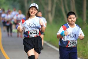 BIB: 6528, 6458
                            <button type="button" onclick="openModal(6357800)" class="btn btn-primary btn-sm float-right btn-popup" data-toggle="modal" data-target=".modal-high-quality">
                        <i class="fas fa-shopping-cart"></i> Add to Cart
                    </button>
                                            <button type="button" onclick="isThisMe(6357800, true)" class="btn btn-success btn-sm float-right btn-popup btn-isme hidden" data-toggle="tooltip" data-placement="bottom" title="นี่คือรูปของคุณใช่ไหม คลิกที่นี่เพื่อเอาเข้าอัลบั้ม">
                        <i class="fas fa-plus"></i> Add to album
                    </button>
                    <button type="button" onclick="isThisMe(6357800, false)" class="btn btn-warning btn-sm float-right btn-popup btn-isnotme hidden">
                        <i class="fas fa-ban"></i> Remove from album
                    </button>