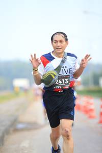 BIB: 2413, 128
                            <button type="button" onclick="openModal(6343642)" class="btn btn-primary btn-sm float-right btn-popup" data-toggle="modal" data-target=".modal-high-quality">
                        <i class="fas fa-shopping-cart"></i> Add to Cart
                    </button>
                                            <button type="button" onclick="isThisMe(6343642, true)" class="btn btn-success btn-sm float-right btn-popup btn-isme hidden" data-toggle="tooltip" data-placement="bottom" title="นี่คือรูปของคุณใช่ไหม คลิกที่นี่เพื่อเอาเข้าอัลบั้ม">
                        <i class="fas fa-plus"></i> Add to album
                    </button>
                    <button type="button" onclick="isThisMe(6343642, false)" class="btn btn-warning btn-sm float-right btn-popup btn-isnotme hidden">
                        <i class="fas fa-ban"></i> Remove from album
                    </button>