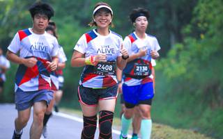 BIB: 2408, 2130, 128
                            <button type="button" onclick="openModal(6370762)" class="btn btn-primary btn-sm float-right btn-popup" data-toggle="modal" data-target=".modal-high-quality">
                        <i class="fas fa-shopping-cart"></i> Add to Cart
                    </button>
                                            <button type="button" onclick="isThisMe(6370762, true)" class="btn btn-success btn-sm float-right btn-popup btn-isme hidden" data-toggle="tooltip" data-placement="bottom" title="นี่คือรูปของคุณใช่ไหม คลิกที่นี่เพื่อเอาเข้าอัลบั้ม">
                        <i class="fas fa-plus"></i> Add to album
                    </button>
                    <button type="button" onclick="isThisMe(6370762, false)" class="btn btn-warning btn-sm float-right btn-popup btn-isnotme hidden">
                        <i class="fas fa-ban"></i> Remove from album
                    </button>