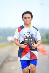 BIB: 2153, 128
                            <button type="button" onclick="openModal(6343660)" class="btn btn-primary btn-sm float-right btn-popup" data-toggle="modal" data-target=".modal-high-quality">
                        <i class="fas fa-shopping-cart"></i> Add to Cart
                    </button>
                                            <button type="button" onclick="isThisMe(6343660, true)" class="btn btn-success btn-sm float-right btn-popup btn-isme hidden" data-toggle="tooltip" data-placement="bottom" title="นี่คือรูปของคุณใช่ไหม คลิกที่นี่เพื่อเอาเข้าอัลบั้ม">
                        <i class="fas fa-plus"></i> Add to album
                    </button>
                    <button type="button" onclick="isThisMe(6343660, false)" class="btn btn-warning btn-sm float-right btn-popup btn-isnotme hidden">
                        <i class="fas fa-ban"></i> Remove from album
                    </button>