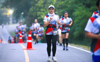 BIB: 276, 
                            <button type="button" onclick="openModal(6370721)" class="btn btn-primary btn-sm float-right btn-popup" data-toggle="modal" data-target=".modal-high-quality">
                        <i class="fas fa-shopping-cart"></i> Add to Cart
                    </button>
                                            <button type="button" onclick="isThisMe(6370721, true)" class="btn btn-success btn-sm float-right btn-popup btn-isme hidden" data-toggle="tooltip" data-placement="bottom" title="นี่คือรูปของคุณใช่ไหม คลิกที่นี่เพื่อเอาเข้าอัลบั้ม">
                        <i class="fas fa-plus"></i> Add to album
                    </button>
                    <button type="button" onclick="isThisMe(6370721, false)" class="btn btn-warning btn-sm float-right btn-popup btn-isnotme hidden">
                        <i class="fas fa-ban"></i> Remove from album
                    </button>