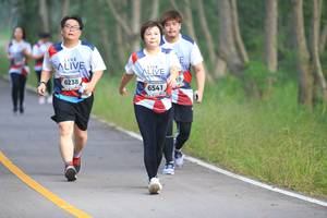 BIB: 6238, 6541
                            <button type="button" onclick="openModal(6356891)" class="btn btn-primary btn-sm float-right btn-popup" data-toggle="modal" data-target=".modal-high-quality">
                        <i class="fas fa-shopping-cart"></i> Add to Cart
                    </button>
                                            <button type="button" onclick="isThisMe(6356891, true)" class="btn btn-success btn-sm float-right btn-popup btn-isme hidden" data-toggle="tooltip" data-placement="bottom" title="นี่คือรูปของคุณใช่ไหม คลิกที่นี่เพื่อเอาเข้าอัลบั้ม">
                        <i class="fas fa-plus"></i> Add to album
                    </button>
                    <button type="button" onclick="isThisMe(6356891, false)" class="btn btn-warning btn-sm float-right btn-popup btn-isnotme hidden">
                        <i class="fas fa-ban"></i> Remove from album
                    </button>