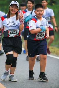 BIB: 6528, 6458
                            <button type="button" onclick="openModal(6368190)" class="btn btn-primary btn-sm float-right btn-popup" data-toggle="modal" data-target=".modal-high-quality">
                        <i class="fas fa-shopping-cart"></i> Add to Cart
                    </button>
                                            <button type="button" onclick="isThisMe(6368190, true)" class="btn btn-success btn-sm float-right btn-popup btn-isme hidden" data-toggle="tooltip" data-placement="bottom" title="นี่คือรูปของคุณใช่ไหม คลิกที่นี่เพื่อเอาเข้าอัลบั้ม">
                        <i class="fas fa-plus"></i> Add to album
                    </button>
                    <button type="button" onclick="isThisMe(6368190, false)" class="btn btn-warning btn-sm float-right btn-popup btn-isnotme hidden">
                        <i class="fas fa-ban"></i> Remove from album
                    </button>