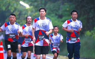 BIB: 2404, 3145, 2855, 6140, 6356
                            <button type="button" onclick="openModal(6370816)" class="btn btn-primary btn-sm float-right btn-popup" data-toggle="modal" data-target=".modal-high-quality">
                        <i class="fas fa-shopping-cart"></i> Add to Cart
                    </button>
                                            <button type="button" onclick="isThisMe(6370816, true)" class="btn btn-success btn-sm float-right btn-popup btn-isme hidden" data-toggle="tooltip" data-placement="bottom" title="นี่คือรูปของคุณใช่ไหม คลิกที่นี่เพื่อเอาเข้าอัลบั้ม">
                        <i class="fas fa-plus"></i> Add to album
                    </button>
                    <button type="button" onclick="isThisMe(6370816, false)" class="btn btn-warning btn-sm float-right btn-popup btn-isnotme hidden">
                        <i class="fas fa-ban"></i> Remove from album
                    </button>