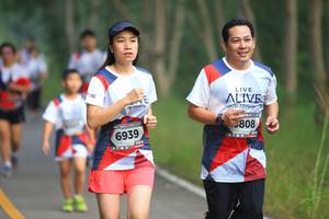 BIB: 808, 6939
                            <button type="button" onclick="openModal(6357283)" class="btn btn-primary btn-sm float-right btn-popup" data-toggle="modal" data-target=".modal-high-quality">
                        <i class="fas fa-shopping-cart"></i> Add to Cart
                    </button>
                                            <button type="button" onclick="isThisMe(6357283, true)" class="btn btn-success btn-sm float-right btn-popup btn-isme hidden" data-toggle="tooltip" data-placement="bottom" title="นี่คือรูปของคุณใช่ไหม คลิกที่นี่เพื่อเอาเข้าอัลบั้ม">
                        <i class="fas fa-plus"></i> Add to album
                    </button>
                    <button type="button" onclick="isThisMe(6357283, false)" class="btn btn-warning btn-sm float-right btn-popup btn-isnotme hidden">
                        <i class="fas fa-ban"></i> Remove from album
                    </button>