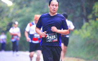 BIB: 2425, 114
                            <button type="button" onclick="openModal(6370783)" class="btn btn-primary btn-sm float-right btn-popup" data-toggle="modal" data-target=".modal-high-quality">
                        <i class="fas fa-shopping-cart"></i> Add to Cart
                    </button>
                                            <button type="button" onclick="isThisMe(6370783, true)" class="btn btn-success btn-sm float-right btn-popup btn-isme hidden" data-toggle="tooltip" data-placement="bottom" title="นี่คือรูปของคุณใช่ไหม คลิกที่นี่เพื่อเอาเข้าอัลบั้ม">
                        <i class="fas fa-plus"></i> Add to album
                    </button>
                    <button type="button" onclick="isThisMe(6370783, false)" class="btn btn-warning btn-sm float-right btn-popup btn-isnotme hidden">
                        <i class="fas fa-ban"></i> Remove from album
                    </button>