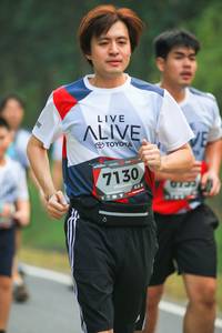 BIB: 7130
                            <button type="button" onclick="openModal(6368183)" class="btn btn-primary btn-sm float-right btn-popup" data-toggle="modal" data-target=".modal-high-quality">
                        <i class="fas fa-shopping-cart"></i> Add to Cart
                    </button>
                                            <button type="button" onclick="isThisMe(6368183, true)" class="btn btn-success btn-sm float-right btn-popup btn-isme hidden" data-toggle="tooltip" data-placement="bottom" title="นี่คือรูปของคุณใช่ไหม คลิกที่นี่เพื่อเอาเข้าอัลบั้ม">
                        <i class="fas fa-plus"></i> Add to album
                    </button>
                    <button type="button" onclick="isThisMe(6368183, false)" class="btn btn-warning btn-sm float-right btn-popup btn-isnotme hidden">
                        <i class="fas fa-ban"></i> Remove from album
                    </button>