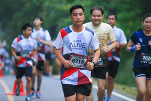 BIB: 202, 6716
                            <button type="button" onclick="openModal(6367068)" class="btn btn-primary btn-sm float-right btn-popup" data-toggle="modal" data-target=".modal-high-quality">
                        <i class="fas fa-shopping-cart"></i> Add to Cart
                    </button>
                                            <button type="button" onclick="isThisMe(6367068, true)" class="btn btn-success btn-sm float-right btn-popup btn-isme hidden" data-toggle="tooltip" data-placement="bottom" title="นี่คือรูปของคุณใช่ไหม คลิกที่นี่เพื่อเอาเข้าอัลบั้ม">
                        <i class="fas fa-plus"></i> Add to album
                    </button>
                    <button type="button" onclick="isThisMe(6367068, false)" class="btn btn-warning btn-sm float-right btn-popup btn-isnotme hidden">
                        <i class="fas fa-ban"></i> Remove from album
                    </button>