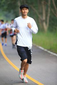 BIB: 
                            <button type="button" onclick="openModal(6358181)" class="btn btn-primary btn-sm float-right btn-popup" data-toggle="modal" data-target=".modal-high-quality">
                        <i class="fas fa-shopping-cart"></i> Add to Cart
                    </button>
                                            <button type="button" onclick="isThisMe(6358181, true)" class="btn btn-success btn-sm float-right btn-popup btn-isme hidden" data-toggle="tooltip" data-placement="bottom" title="นี่คือรูปของคุณใช่ไหม คลิกที่นี่เพื่อเอาเข้าอัลบั้ม">
                        <i class="fas fa-plus"></i> Add to album
                    </button>
                    <button type="button" onclick="isThisMe(6358181, false)" class="btn btn-warning btn-sm float-right btn-popup btn-isnotme hidden">
                        <i class="fas fa-ban"></i> Remove from album
                    </button>