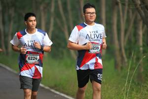 BIB: 3239, 6224
                            <button type="button" onclick="openModal(6357011)" class="btn btn-primary btn-sm float-right btn-popup" data-toggle="modal" data-target=".modal-high-quality">
                        <i class="fas fa-shopping-cart"></i> Add to Cart
                    </button>
                                            <button type="button" onclick="isThisMe(6357011, true)" class="btn btn-success btn-sm float-right btn-popup btn-isme hidden" data-toggle="tooltip" data-placement="bottom" title="นี่คือรูปของคุณใช่ไหม คลิกที่นี่เพื่อเอาเข้าอัลบั้ม">
                        <i class="fas fa-plus"></i> Add to album
                    </button>
                    <button type="button" onclick="isThisMe(6357011, false)" class="btn btn-warning btn-sm float-right btn-popup btn-isnotme hidden">
                        <i class="fas fa-ban"></i> Remove from album
                    </button>