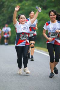 BIB: 6642, 6564
                            <button type="button" onclick="openModal(6368684)" class="btn btn-primary btn-sm float-right btn-popup" data-toggle="modal" data-target=".modal-high-quality">
                        <i class="fas fa-shopping-cart"></i> Add to Cart
                    </button>
                                            <button type="button" onclick="isThisMe(6368684, true)" class="btn btn-success btn-sm float-right btn-popup btn-isme hidden" data-toggle="tooltip" data-placement="bottom" title="นี่คือรูปของคุณใช่ไหม คลิกที่นี่เพื่อเอาเข้าอัลบั้ม">
                        <i class="fas fa-plus"></i> Add to album
                    </button>
                    <button type="button" onclick="isThisMe(6368684, false)" class="btn btn-warning btn-sm float-right btn-popup btn-isnotme hidden">
                        <i class="fas fa-ban"></i> Remove from album
                    </button>