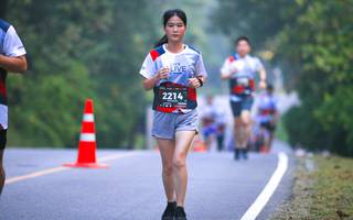 BIB: 2214
                            <button type="button" onclick="openModal(6370707)" class="btn btn-primary btn-sm float-right btn-popup" data-toggle="modal" data-target=".modal-high-quality">
                        <i class="fas fa-shopping-cart"></i> Add to Cart
                    </button>
                                            <button type="button" onclick="isThisMe(6370707, true)" class="btn btn-success btn-sm float-right btn-popup btn-isme hidden" data-toggle="tooltip" data-placement="bottom" title="นี่คือรูปของคุณใช่ไหม คลิกที่นี่เพื่อเอาเข้าอัลบั้ม">
                        <i class="fas fa-plus"></i> Add to album
                    </button>
                    <button type="button" onclick="isThisMe(6370707, false)" class="btn btn-warning btn-sm float-right btn-popup btn-isnotme hidden">
                        <i class="fas fa-ban"></i> Remove from album
                    </button>