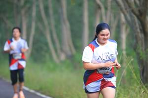 BIB: 0955
                            <button type="button" onclick="openModal(6356864)" class="btn btn-primary btn-sm float-right btn-popup" data-toggle="modal" data-target=".modal-high-quality">
                        <i class="fas fa-shopping-cart"></i> Add to Cart
                    </button>
                                            <button type="button" onclick="isThisMe(6356864, true)" class="btn btn-success btn-sm float-right btn-popup btn-isme hidden" data-toggle="tooltip" data-placement="bottom" title="นี่คือรูปของคุณใช่ไหม คลิกที่นี่เพื่อเอาเข้าอัลบั้ม">
                        <i class="fas fa-plus"></i> Add to album
                    </button>
                    <button type="button" onclick="isThisMe(6356864, false)" class="btn btn-warning btn-sm float-right btn-popup btn-isnotme hidden">
                        <i class="fas fa-ban"></i> Remove from album
                    </button>