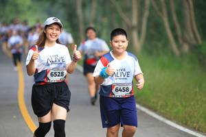 BIB: 6528, 6458
                            <button type="button" onclick="openModal(6357770)" class="btn btn-primary btn-sm float-right btn-popup" data-toggle="modal" data-target=".modal-high-quality">
                        <i class="fas fa-shopping-cart"></i> Add to Cart
                    </button>
                                            <button type="button" onclick="isThisMe(6357770, true)" class="btn btn-success btn-sm float-right btn-popup btn-isme hidden" data-toggle="tooltip" data-placement="bottom" title="นี่คือรูปของคุณใช่ไหม คลิกที่นี่เพื่อเอาเข้าอัลบั้ม">
                        <i class="fas fa-plus"></i> Add to album
                    </button>
                    <button type="button" onclick="isThisMe(6357770, false)" class="btn btn-warning btn-sm float-right btn-popup btn-isnotme hidden">
                        <i class="fas fa-ban"></i> Remove from album
                    </button>