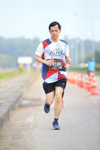 BIB: 2105
                            <button type="button" onclick="openModal(6343611)" class="btn btn-primary btn-sm float-right btn-popup" data-toggle="modal" data-target=".modal-high-quality">
                        <i class="fas fa-shopping-cart"></i> Add to Cart
                    </button>
                                            <button type="button" onclick="isThisMe(6343611, true)" class="btn btn-success btn-sm float-right btn-popup btn-isme hidden" data-toggle="tooltip" data-placement="bottom" title="นี่คือรูปของคุณใช่ไหม คลิกที่นี่เพื่อเอาเข้าอัลบั้ม">
                        <i class="fas fa-plus"></i> Add to album
                    </button>
                    <button type="button" onclick="isThisMe(6343611, false)" class="btn btn-warning btn-sm float-right btn-popup btn-isnotme hidden">
                        <i class="fas fa-ban"></i> Remove from album
                    </button>