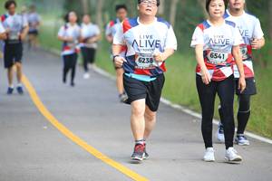 BIB: 6541, 6238
                            <button type="button" onclick="openModal(6356895)" class="btn btn-primary btn-sm float-right btn-popup" data-toggle="modal" data-target=".modal-high-quality">
                        <i class="fas fa-shopping-cart"></i> Add to Cart
                    </button>
                                            <button type="button" onclick="isThisMe(6356895, true)" class="btn btn-success btn-sm float-right btn-popup btn-isme hidden" data-toggle="tooltip" data-placement="bottom" title="นี่คือรูปของคุณใช่ไหม คลิกที่นี่เพื่อเอาเข้าอัลบั้ม">
                        <i class="fas fa-plus"></i> Add to album
                    </button>
                    <button type="button" onclick="isThisMe(6356895, false)" class="btn btn-warning btn-sm float-right btn-popup btn-isnotme hidden">
                        <i class="fas fa-ban"></i> Remove from album
                    </button>