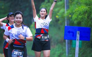 BIB: 3160, 2873
                            <button type="button" onclick="openModal(6370910)" class="btn btn-primary btn-sm float-right btn-popup" data-toggle="modal" data-target=".modal-high-quality">
                        <i class="fas fa-shopping-cart"></i> Add to Cart
                    </button>
                                            <button type="button" onclick="isThisMe(6370910, true)" class="btn btn-success btn-sm float-right btn-popup btn-isme hidden" data-toggle="tooltip" data-placement="bottom" title="นี่คือรูปของคุณใช่ไหม คลิกที่นี่เพื่อเอาเข้าอัลบั้ม">
                        <i class="fas fa-plus"></i> Add to album
                    </button>
                    <button type="button" onclick="isThisMe(6370910, false)" class="btn btn-warning btn-sm float-right btn-popup btn-isnotme hidden">
                        <i class="fas fa-ban"></i> Remove from album
                    </button>