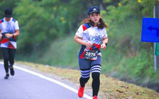 BIB: 2878
                            <button type="button" onclick="openModal(6370929)" class="btn btn-primary btn-sm float-right btn-popup" data-toggle="modal" data-target=".modal-high-quality">
                        <i class="fas fa-shopping-cart"></i> Add to Cart
                    </button>
                                            <button type="button" onclick="isThisMe(6370929, true)" class="btn btn-success btn-sm float-right btn-popup btn-isme hidden" data-toggle="tooltip" data-placement="bottom" title="นี่คือรูปของคุณใช่ไหม คลิกที่นี่เพื่อเอาเข้าอัลบั้ม">
                        <i class="fas fa-plus"></i> Add to album
                    </button>
                    <button type="button" onclick="isThisMe(6370929, false)" class="btn btn-warning btn-sm float-right btn-popup btn-isnotme hidden">
                        <i class="fas fa-ban"></i> Remove from album
                    </button>