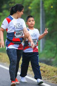 BIB: 6907
                            <button type="button" onclick="openModal(6368771)" class="btn btn-primary btn-sm float-right btn-popup" data-toggle="modal" data-target=".modal-high-quality">
                        <i class="fas fa-shopping-cart"></i> Add to Cart
                    </button>
                                            <button type="button" onclick="isThisMe(6368771, true)" class="btn btn-success btn-sm float-right btn-popup btn-isme hidden" data-toggle="tooltip" data-placement="bottom" title="นี่คือรูปของคุณใช่ไหม คลิกที่นี่เพื่อเอาเข้าอัลบั้ม">
                        <i class="fas fa-plus"></i> Add to album
                    </button>
                    <button type="button" onclick="isThisMe(6368771, false)" class="btn btn-warning btn-sm float-right btn-popup btn-isnotme hidden">
                        <i class="fas fa-ban"></i> Remove from album
                    </button>