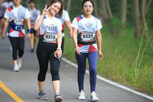 BIB: 6337, 6315
                            <button type="button" onclick="openModal(6357350)" class="btn btn-primary btn-sm float-right btn-popup" data-toggle="modal" data-target=".modal-high-quality">
                        <i class="fas fa-shopping-cart"></i> Add to Cart
                    </button>
                                            <button type="button" onclick="isThisMe(6357350, true)" class="btn btn-success btn-sm float-right btn-popup btn-isme hidden" data-toggle="tooltip" data-placement="bottom" title="นี่คือรูปของคุณใช่ไหม คลิกที่นี่เพื่อเอาเข้าอัลบั้ม">
                        <i class="fas fa-plus"></i> Add to album
                    </button>
                    <button type="button" onclick="isThisMe(6357350, false)" class="btn btn-warning btn-sm float-right btn-popup btn-isnotme hidden">
                        <i class="fas fa-ban"></i> Remove from album
                    </button>