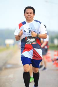 BIB: 2409, 124
                            <button type="button" onclick="openModal(6343455)" class="btn btn-primary btn-sm float-right btn-popup" data-toggle="modal" data-target=".modal-high-quality">
                        <i class="fas fa-shopping-cart"></i> Add to Cart
                    </button>
                                            <button type="button" onclick="isThisMe(6343455, true)" class="btn btn-success btn-sm float-right btn-popup btn-isme hidden" data-toggle="tooltip" data-placement="bottom" title="นี่คือรูปของคุณใช่ไหม คลิกที่นี่เพื่อเอาเข้าอัลบั้ม">
                        <i class="fas fa-plus"></i> Add to album
                    </button>
                    <button type="button" onclick="isThisMe(6343455, false)" class="btn btn-warning btn-sm float-right btn-popup btn-isnotme hidden">
                        <i class="fas fa-ban"></i> Remove from album
                    </button>