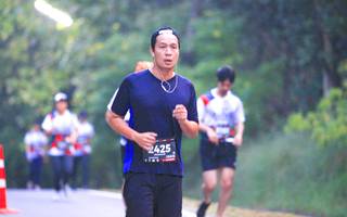 BIB: 2425
                            <button type="button" onclick="openModal(6370777)" class="btn btn-primary btn-sm float-right btn-popup" data-toggle="modal" data-target=".modal-high-quality">
                        <i class="fas fa-shopping-cart"></i> Add to Cart
                    </button>
                                            <button type="button" onclick="isThisMe(6370777, true)" class="btn btn-success btn-sm float-right btn-popup btn-isme hidden" data-toggle="tooltip" data-placement="bottom" title="นี่คือรูปของคุณใช่ไหม คลิกที่นี่เพื่อเอาเข้าอัลบั้ม">
                        <i class="fas fa-plus"></i> Add to album
                    </button>
                    <button type="button" onclick="isThisMe(6370777, false)" class="btn btn-warning btn-sm float-right btn-popup btn-isnotme hidden">
                        <i class="fas fa-ban"></i> Remove from album
                    </button>