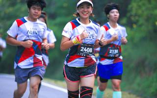 BIB: 2408, 2130
                            <button type="button" onclick="openModal(6370760)" class="btn btn-primary btn-sm float-right btn-popup" data-toggle="modal" data-target=".modal-high-quality">
                        <i class="fas fa-shopping-cart"></i> Add to Cart
                    </button>
                                            <button type="button" onclick="isThisMe(6370760, true)" class="btn btn-success btn-sm float-right btn-popup btn-isme hidden" data-toggle="tooltip" data-placement="bottom" title="นี่คือรูปของคุณใช่ไหม คลิกที่นี่เพื่อเอาเข้าอัลบั้ม">
                        <i class="fas fa-plus"></i> Add to album
                    </button>
                    <button type="button" onclick="isThisMe(6370760, false)" class="btn btn-warning btn-sm float-right btn-popup btn-isnotme hidden">
                        <i class="fas fa-ban"></i> Remove from album
                    </button>