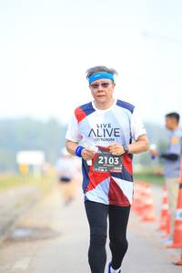 BIB: 2103, 123
                            <button type="button" onclick="openModal(6344663)" class="btn btn-primary btn-sm float-right btn-popup" data-toggle="modal" data-target=".modal-high-quality">
                        <i class="fas fa-shopping-cart"></i> Add to Cart
                    </button>
                                            <button type="button" onclick="isThisMe(6344663, true)" class="btn btn-success btn-sm float-right btn-popup btn-isme hidden" data-toggle="tooltip" data-placement="bottom" title="นี่คือรูปของคุณใช่ไหม คลิกที่นี่เพื่อเอาเข้าอัลบั้ม">
                        <i class="fas fa-plus"></i> Add to album
                    </button>
                    <button type="button" onclick="isThisMe(6344663, false)" class="btn btn-warning btn-sm float-right btn-popup btn-isnotme hidden">
                        <i class="fas fa-ban"></i> Remove from album
                    </button>