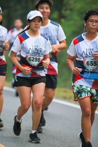 BIB: 6298, 6553
                            <button type="button" onclick="openModal(6368081)" class="btn btn-primary btn-sm float-right btn-popup" data-toggle="modal" data-target=".modal-high-quality">
                        <i class="fas fa-shopping-cart"></i> Add to Cart
                    </button>
                                            <button type="button" onclick="isThisMe(6368081, true)" class="btn btn-success btn-sm float-right btn-popup btn-isme hidden" data-toggle="tooltip" data-placement="bottom" title="นี่คือรูปของคุณใช่ไหม คลิกที่นี่เพื่อเอาเข้าอัลบั้ม">
                        <i class="fas fa-plus"></i> Add to album
                    </button>
                    <button type="button" onclick="isThisMe(6368081, false)" class="btn btn-warning btn-sm float-right btn-popup btn-isnotme hidden">
                        <i class="fas fa-ban"></i> Remove from album
                    </button>