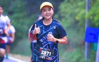 BIB: 2871, 128
                            <button type="button" onclick="openModal(6370752)" class="btn btn-primary btn-sm float-right btn-popup" data-toggle="modal" data-target=".modal-high-quality">
                        <i class="fas fa-shopping-cart"></i> Add to Cart
                    </button>
                                            <button type="button" onclick="isThisMe(6370752, true)" class="btn btn-success btn-sm float-right btn-popup btn-isme hidden" data-toggle="tooltip" data-placement="bottom" title="นี่คือรูปของคุณใช่ไหม คลิกที่นี่เพื่อเอาเข้าอัลบั้ม">
                        <i class="fas fa-plus"></i> Add to album
                    </button>
                    <button type="button" onclick="isThisMe(6370752, false)" class="btn btn-warning btn-sm float-right btn-popup btn-isnotme hidden">
                        <i class="fas fa-ban"></i> Remove from album
                    </button>